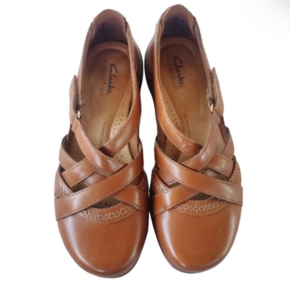 Clarks Mary Janes Leather Slip-Ons Women’s Size 6.5 NIB - Picture 1 of 11